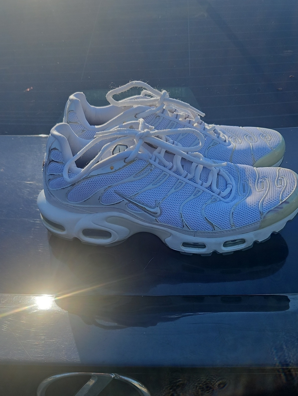 Nike White Running Sneakers with Silver Accents